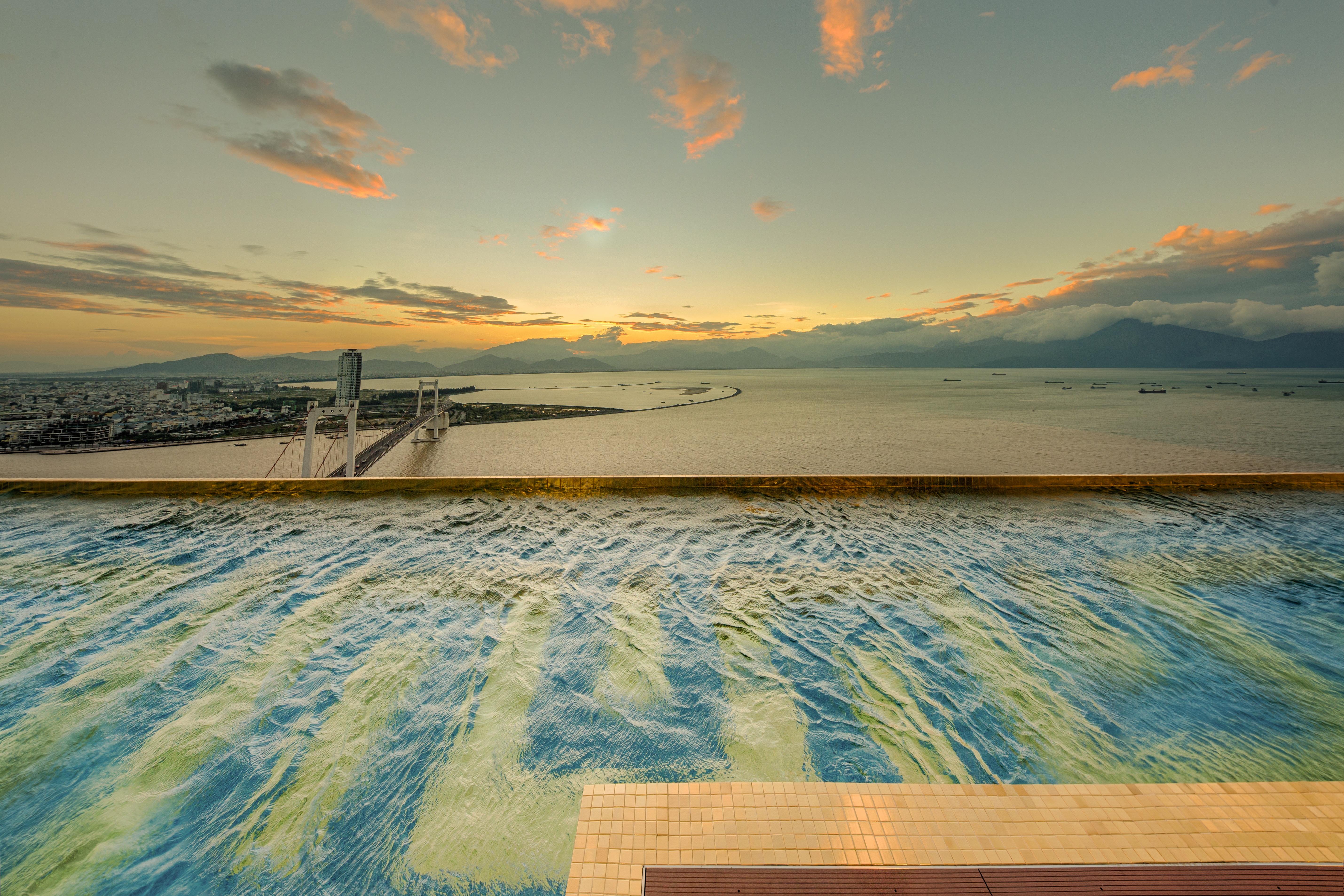 Wyndham Danang Golden Bay Hotel Luaran gambar